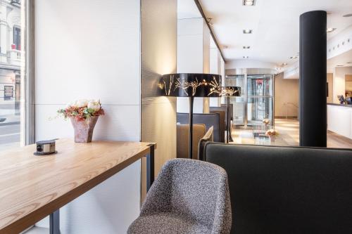 Catalonia Plaza Mayor - image 11