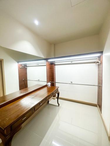 Happy Land Residence