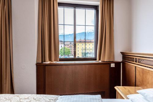 Double Room with Old Town View