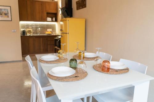 Recinto Nobili 4 - private parking vista cortile 4