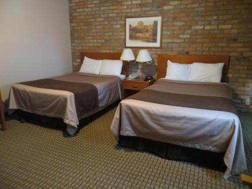 Travelodge by Wyndham Thunder Bay ON