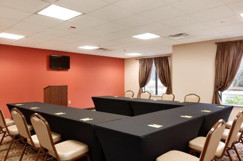 Super 8 by Wyndham Pennsville/Wilmington in Pennsville, USA