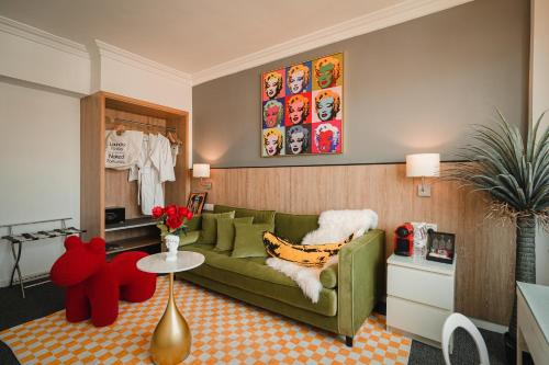 Suite, deluxe