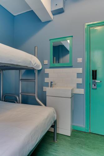 Clink261 Hostel - image 10