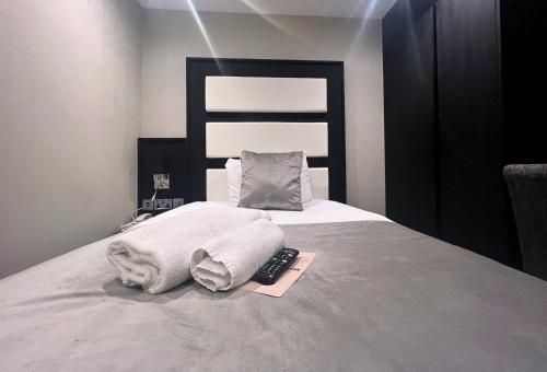 Hatton Garden Hotel - image 10