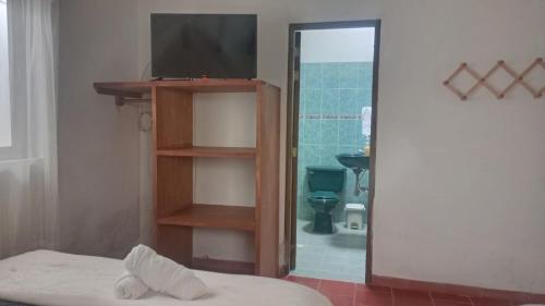 Quadruple Room with Bath image 2