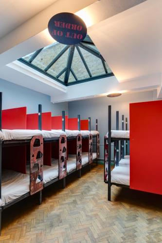 Clink261 Hostel - image 8