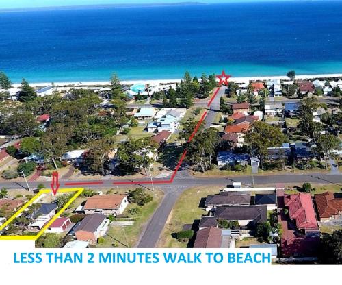 Sandy Toes Beach House Jervis Bay - 2min to Beach – khách sạn tại Callala Beach