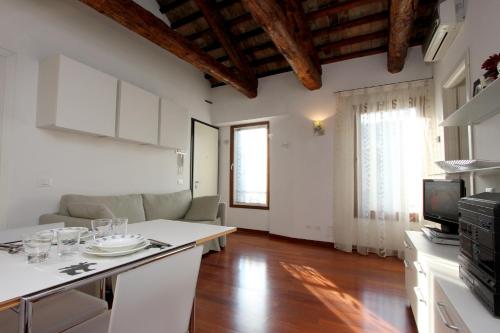 City Apartments Cannaregio - image 14