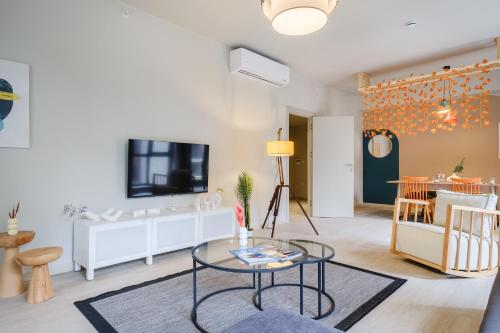 2 bedrooms, 4 beds