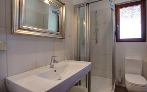 Garni-Hotel Kranich - image 9