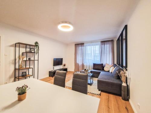  FeelHome - Design Apartment - Kitchen - Kingbed - Smart TV, Pension in Wien