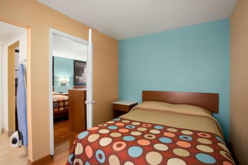 Super 8 by Wyndham Austin Downtown/Capitol Area, Остин (фото 6)