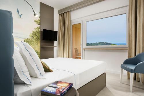 Deluxe Double Room with Sea View