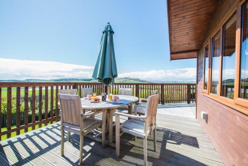 สภาพแวดล้อมโดยรอบ, Barn Lodge with Hot Tub in นิวโบ่