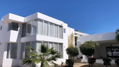 Preciosa Casa Cortez en La Paz in La Paz, Mexico