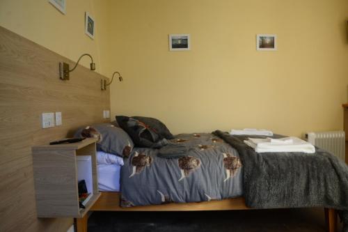 1 double bed