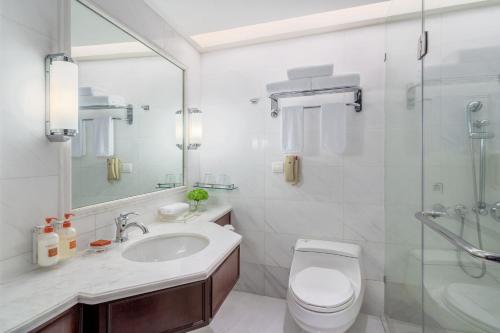 Crowne Plaza Hotel & Suites Landmark Shenzhen Room Type - Standard Twin Room