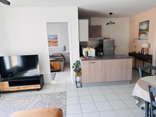 Charmante maison au calme in แอกเกอ มอร์เตอ