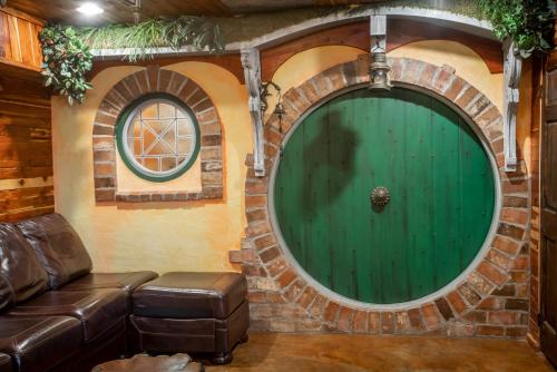 The Hobbit House, Fantasy comes Home! in Russellville, USA