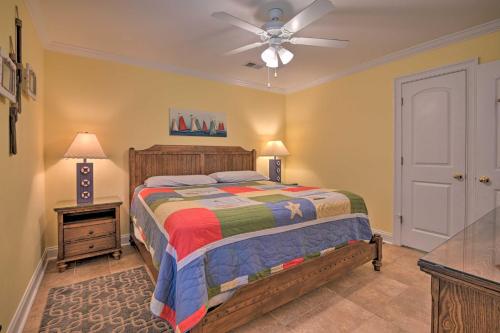 Charming Bermuda Bay Hideaway with Game Room! - image 14