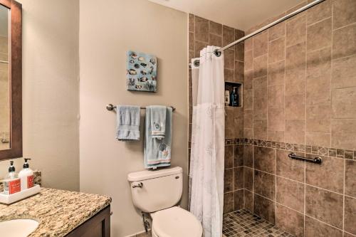 St Pete Condo with Private Lanai and Community Pool!