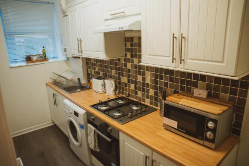 Konyha, 1 bedroom flat with easy parking/public transport in Coldside
