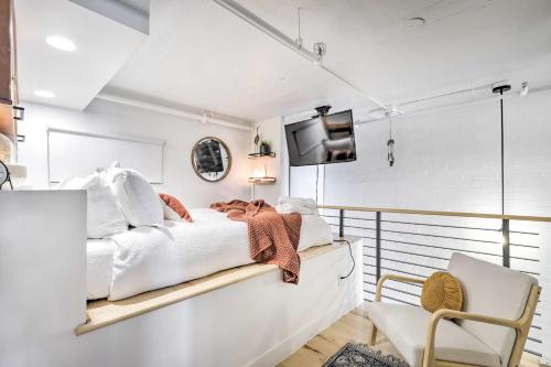 Chic SLC Downtown Studio Loft Walk to Shops Chic SLC Downtown Studio Loft Walk to Shops