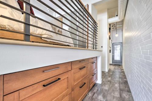 Chic SLC Downtown Studio Loft Walk to Shops Chic SLC Downtown Studio Loft Walk to Shops