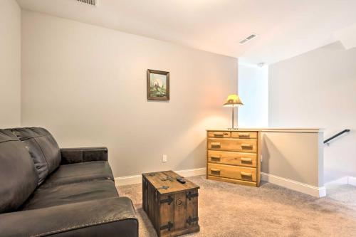 Family Home with Views about 5 Mi to Downtown Asheville!