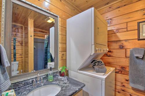 Log Cabin with Pool Table and Hot Tub in Gatlinburg! - image 14