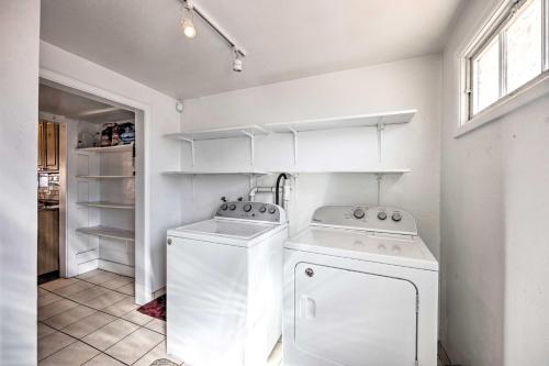 Cozy Colorado Springs Home Near Garden of the Gods - image 10