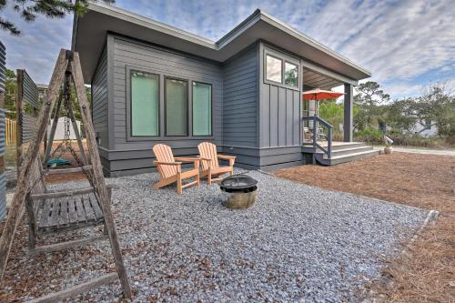 Mid-Century Modern Beach Cottage for Two! - image 11