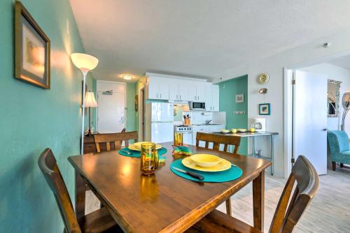 Daytona Beach Resort Condo 1 Mi to Ocean Center! in Daytona Beach, USA