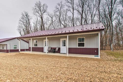 Updated Missouri Cabin Rental on Large Farm