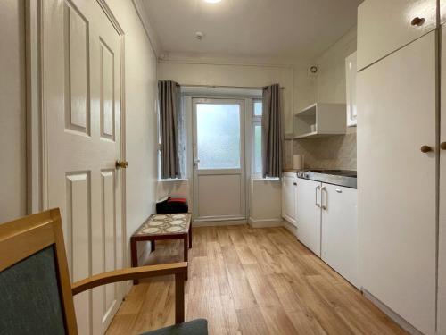 Luxury Suites near Wembley Stadium, Wembley Arena, London Designer Outlet 3