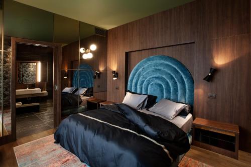 Room 12 Room Type - Suite Keep