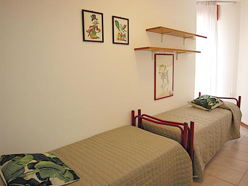 Two-Bedroom Apartment image 4