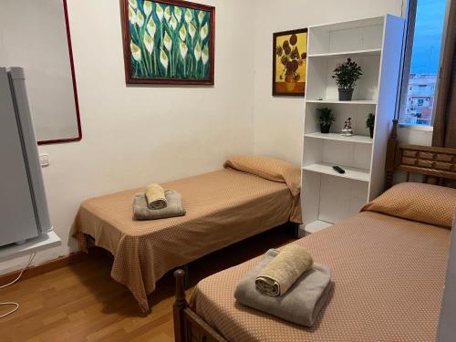 Malvarrosa habitación cómoda y sencilla cerca de la playa, Valencie (fotografie 6)