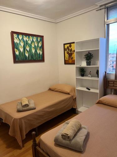 Malvarrosa habitación cómoda y sencilla cerca de la playa, Valencie (fotografie 8)