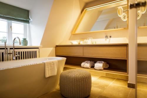 Shower, Hotel Aarnhoog in Keitum