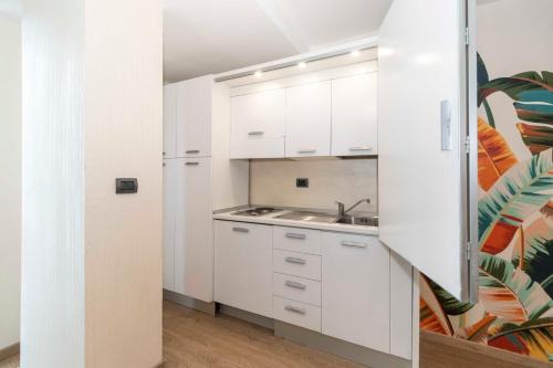 Enjoy Room- Appartamento con parcheggio GRATUITO e COLAZIONE DELIZIOSA !, Turín (fotografie 10)