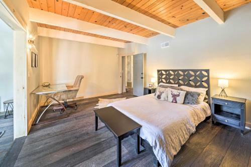 Chic Alpine Hideaway Hiking, Skiing and Exploring! in Running Springs, USA
