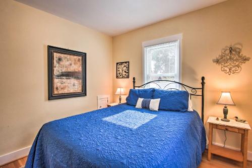 Central Eugene House with Updated Interior and Yard! - image 2