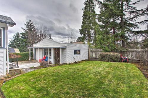 Central Eugene House with Updated Interior and Yard!