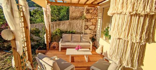 Villa Palmire, large terrace with jacuzzi available