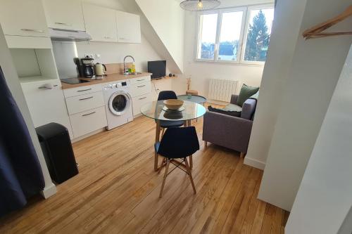 Le Jaures 6 - T2 - Dernier Etage in เอนบง