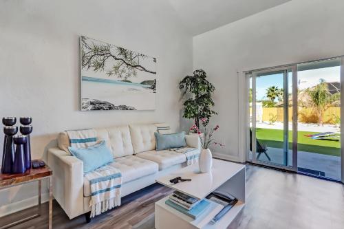 Lux Beach Cabana - Close to Beach & Restaurants in St. Augustine, USA