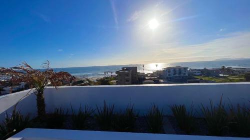 Luxury 2BR Condo Rosarito (E)