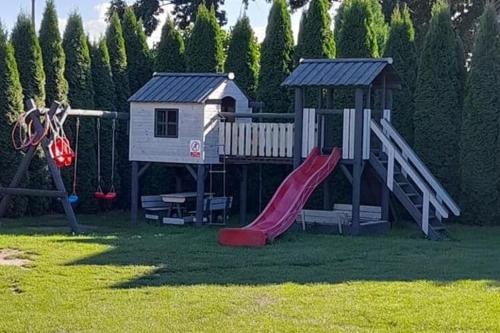 Jardim, Wooden House in Karsibor near Baltic Beaches in Karsibor